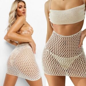 NWOT Cream Lose Knit Crochet Mini Beach Skirt with Drawstring Sz L